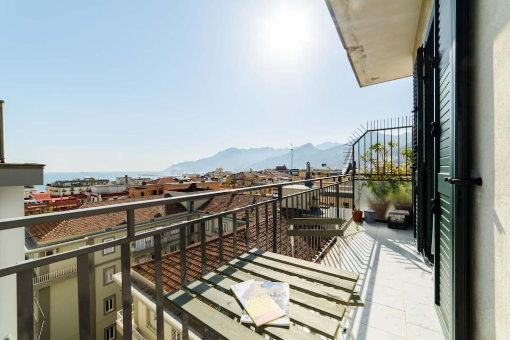 Casa Vivi Apartment Salerno Luaran gambar