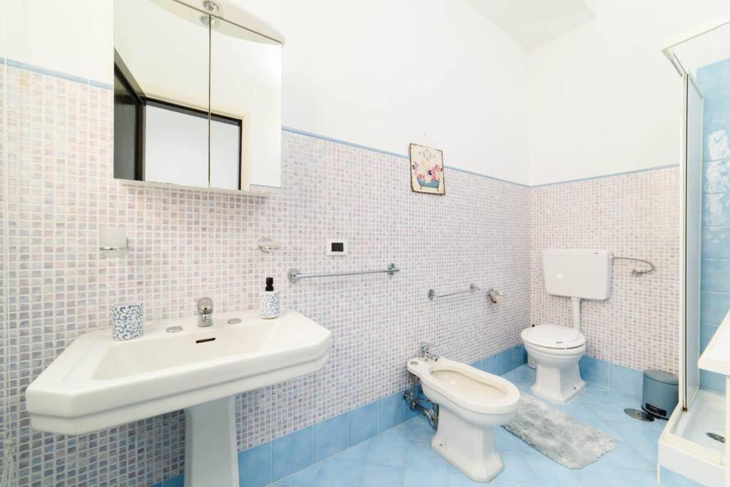 Casa Vivi Apartment Salerno Luaran gambar